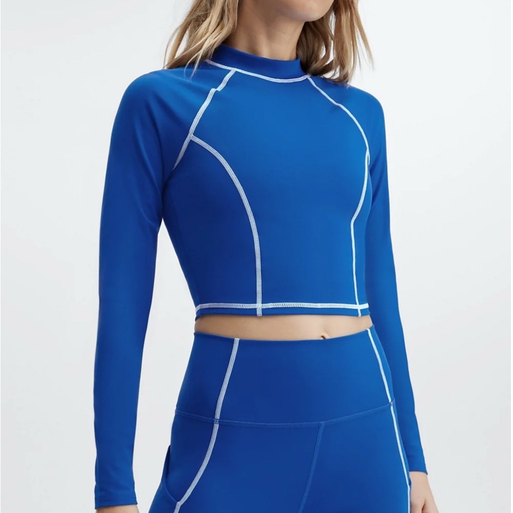 Blue Long Sleeve Athletic Crop Top